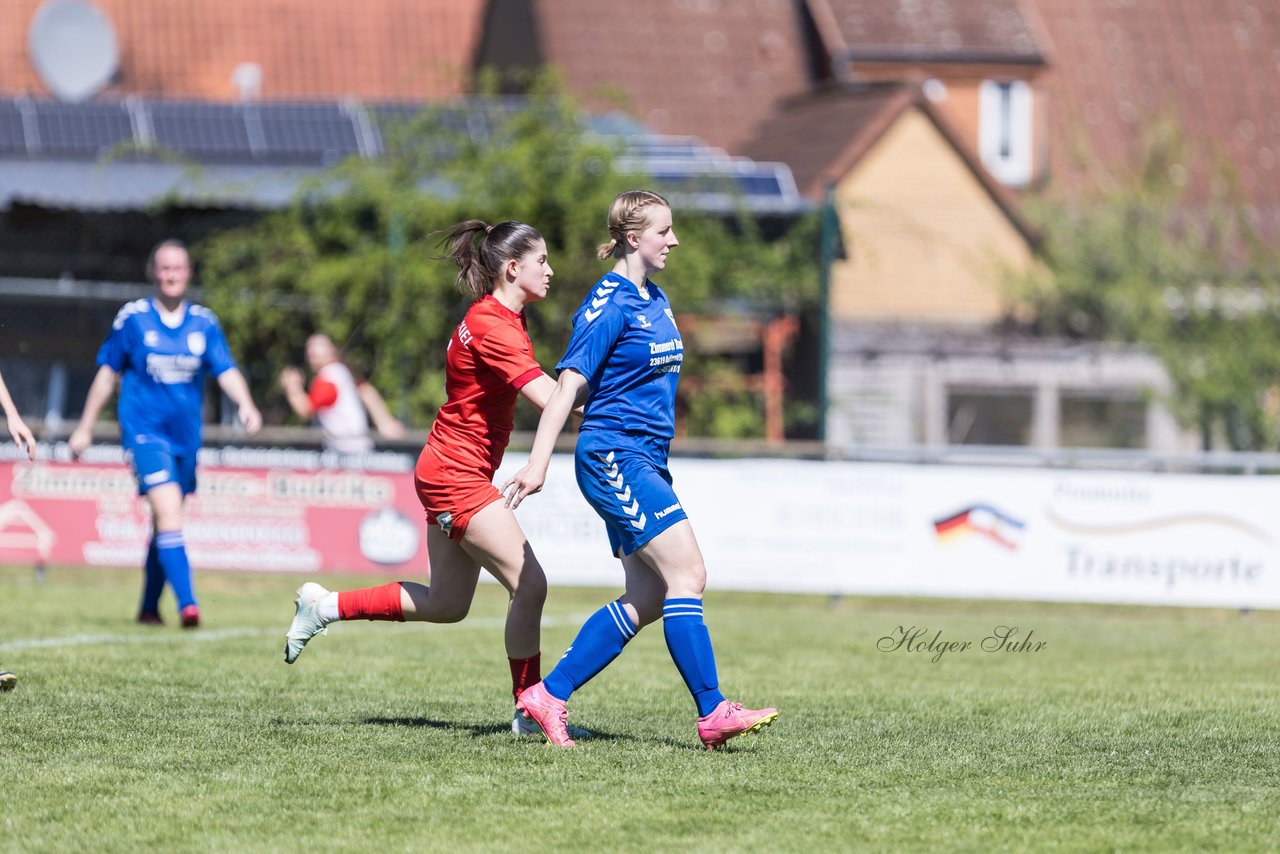 Bild 307 - F TSV Zarpen - Holstein Kiel II : Ergebnis: 2:6